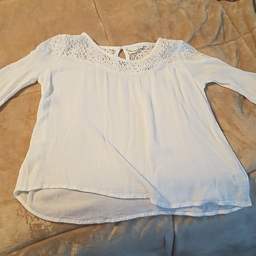 Mudd Quarter Sleeve Top Lace Shirt Blouse